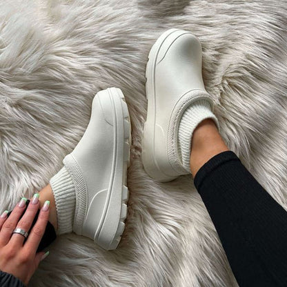 CloudyChic - Comfortable & Stylish Clogs